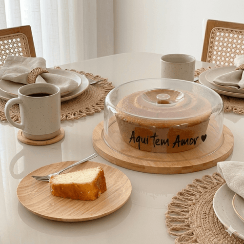 &nbsp;Boleira de Bambu com Tampa – Elegância e Proteção para seus Bolos