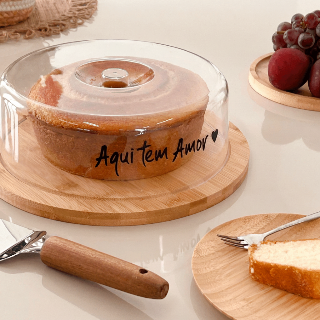 &nbsp;Boleira de Bambu com Tampa – Elegância e Proteção para seus Bolos