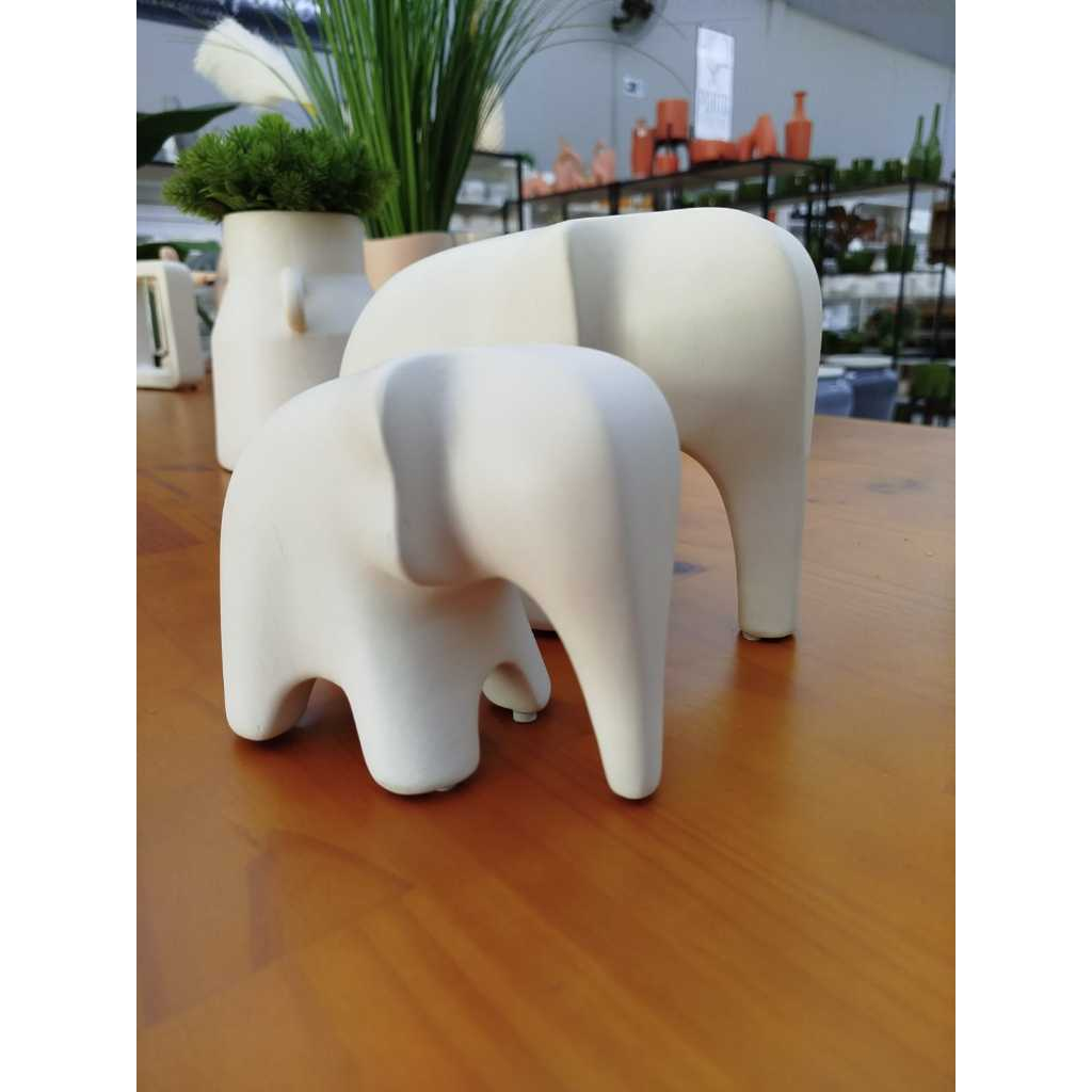 Estatueta Elefante Familia Dupla em Cerâmica Para Decoração