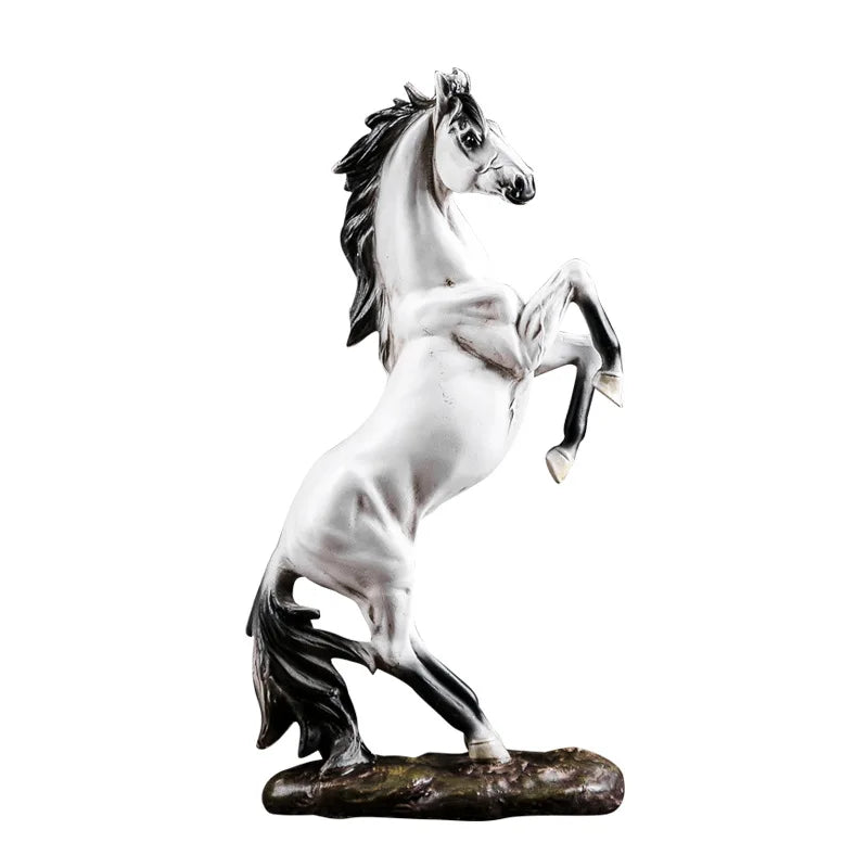 Escultura de Cavalo Estilo Europeu em Resina peça artesanal