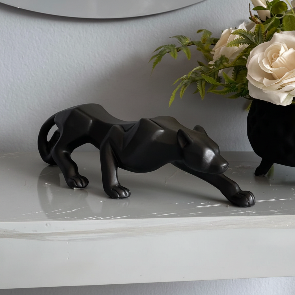 Dimensões da escultura decorativa pantera preto fosco em gesso