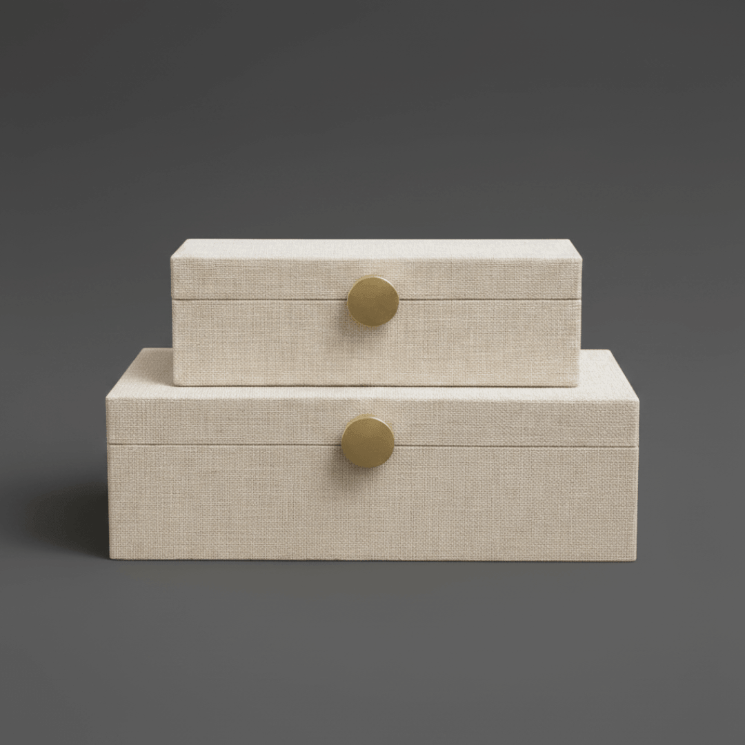 Kit 2 caixas decorativas em MDF linho com puxador dourado esférico vista frontal em fundo cinza