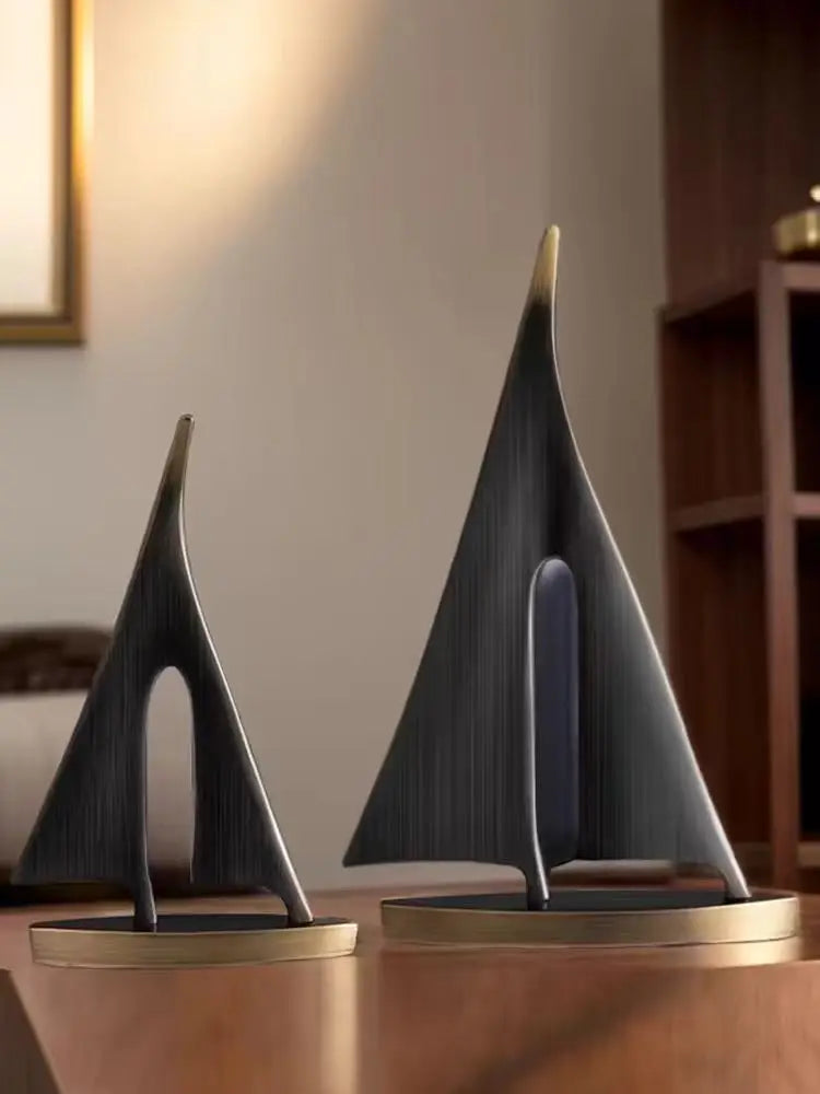  Decore sua casa com elegância-Ornamento em resina modelo veleiro 