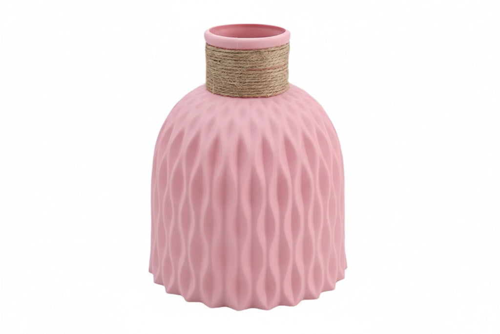 Transforme sua decoração com o Vaso Breeze: cores suaves, formato delicado e praticidade sem manutenção.