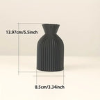 O vaso decorativo Elegant Chic traz estilo moderno e minimalista para qualquer ambiente. Produzido em impressão 3D.