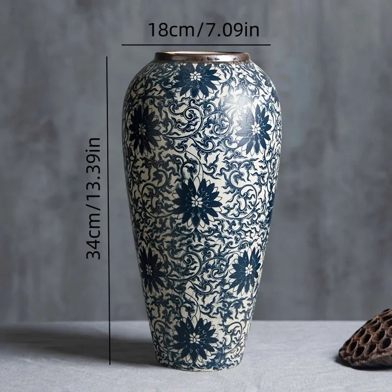 Vaso Japan Style em cerâmica com design cilíndrico clássico e toque vintage. Elegante, versátil e perfeito para decorar sua casa com harmonia.